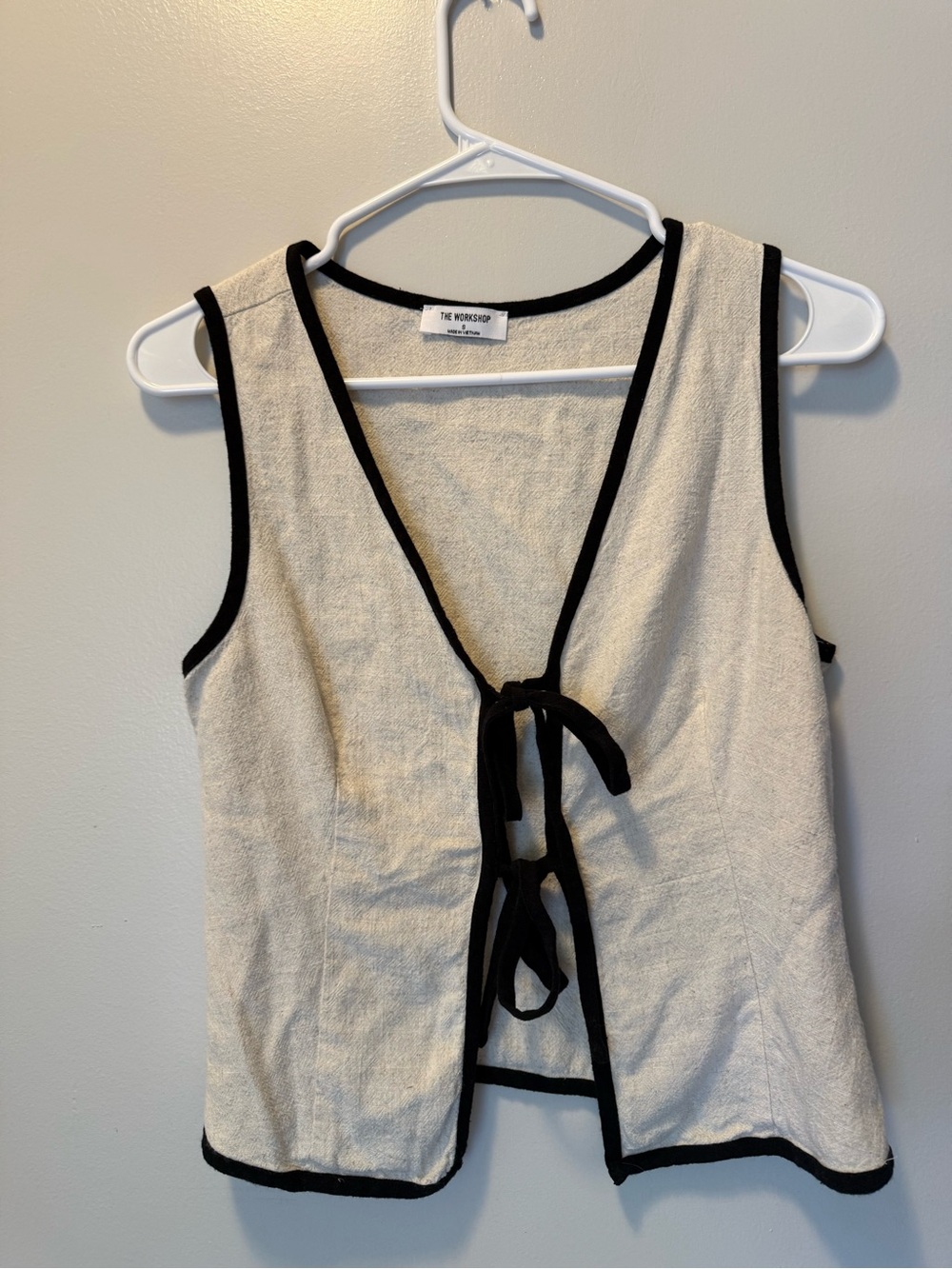 Cream Tie-Front Tank with Black Trim